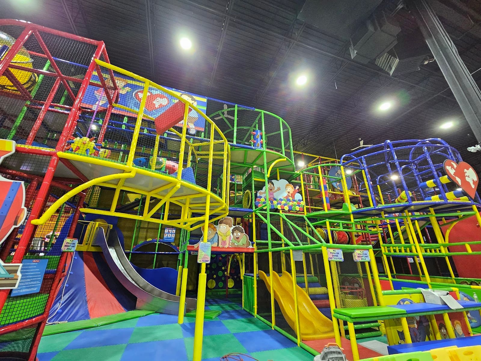 Luv 2 Play Calgary - Big Playground in Southeast Calgary