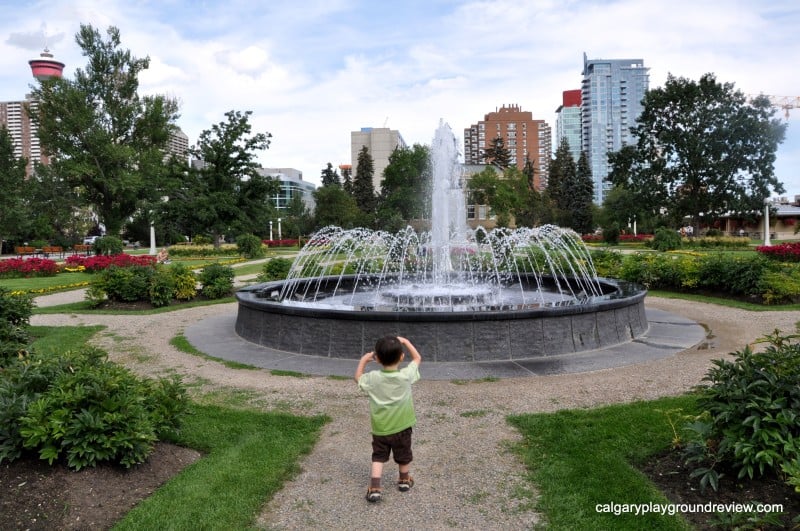 Central Memorial Park - Outdoor playground in Central Calgary