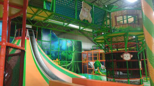 Hide N Seek Indoor Playground - Big Playground in Northeast Calgary